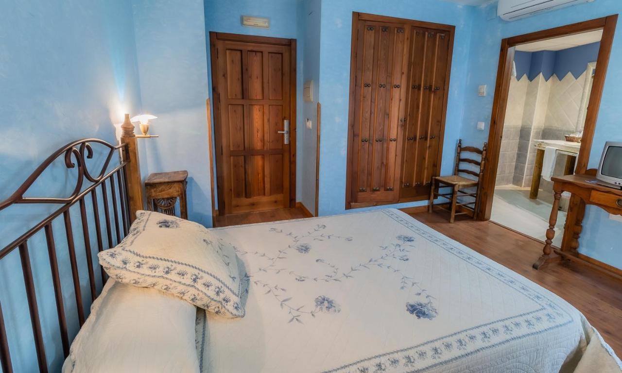 Hotel Rural El Labriego By Vivere Stays Plasenzuela Exterior photo