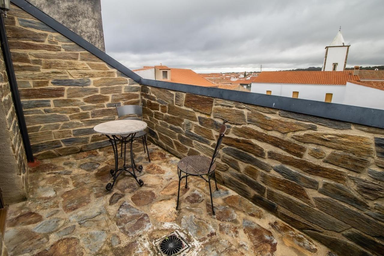 Hotel Rural El Labriego By Vivere Stays Plasenzuela Exterior photo