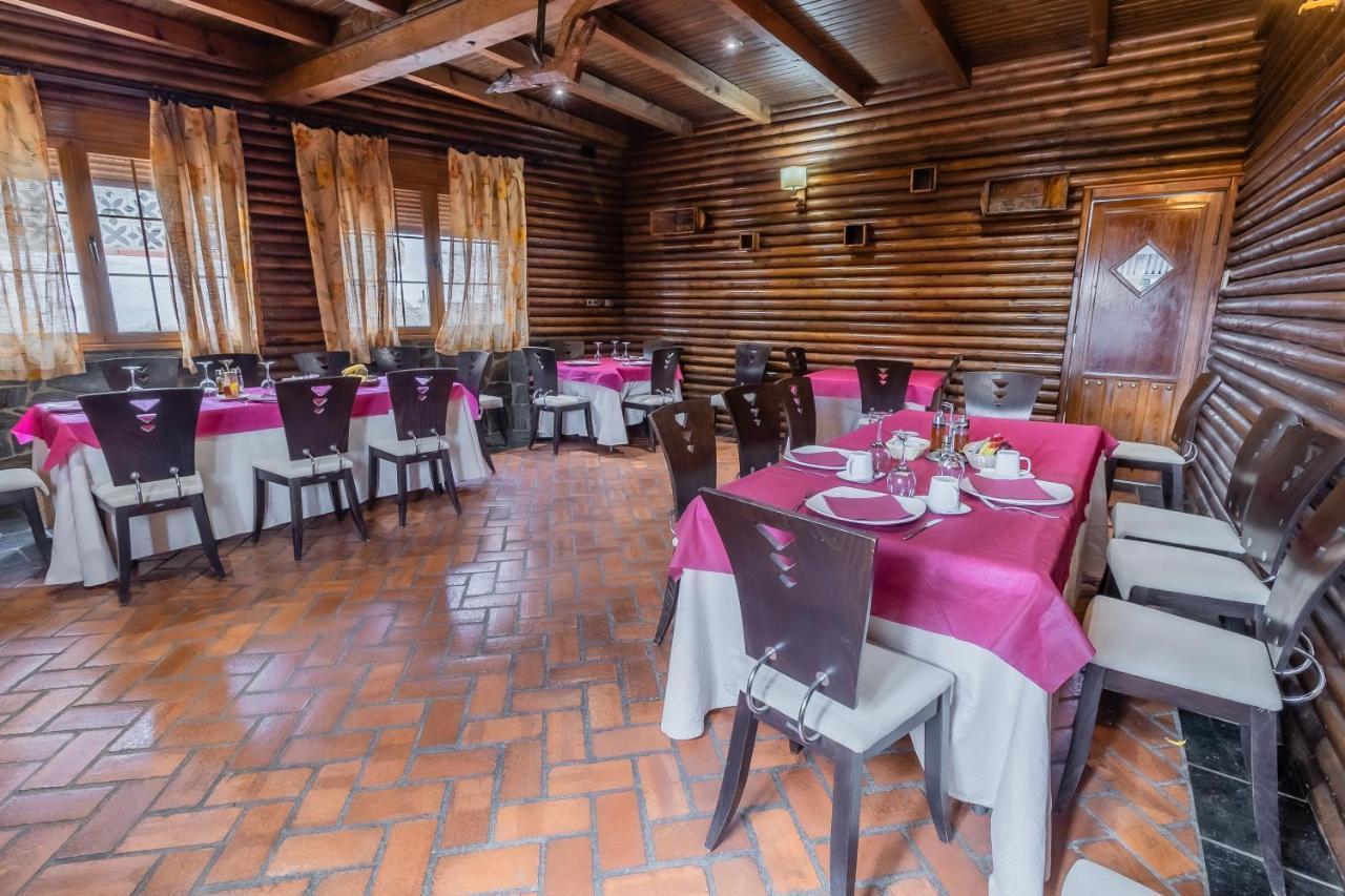 Hotel Rural El Labriego By Vivere Stays Plasenzuela Exterior photo