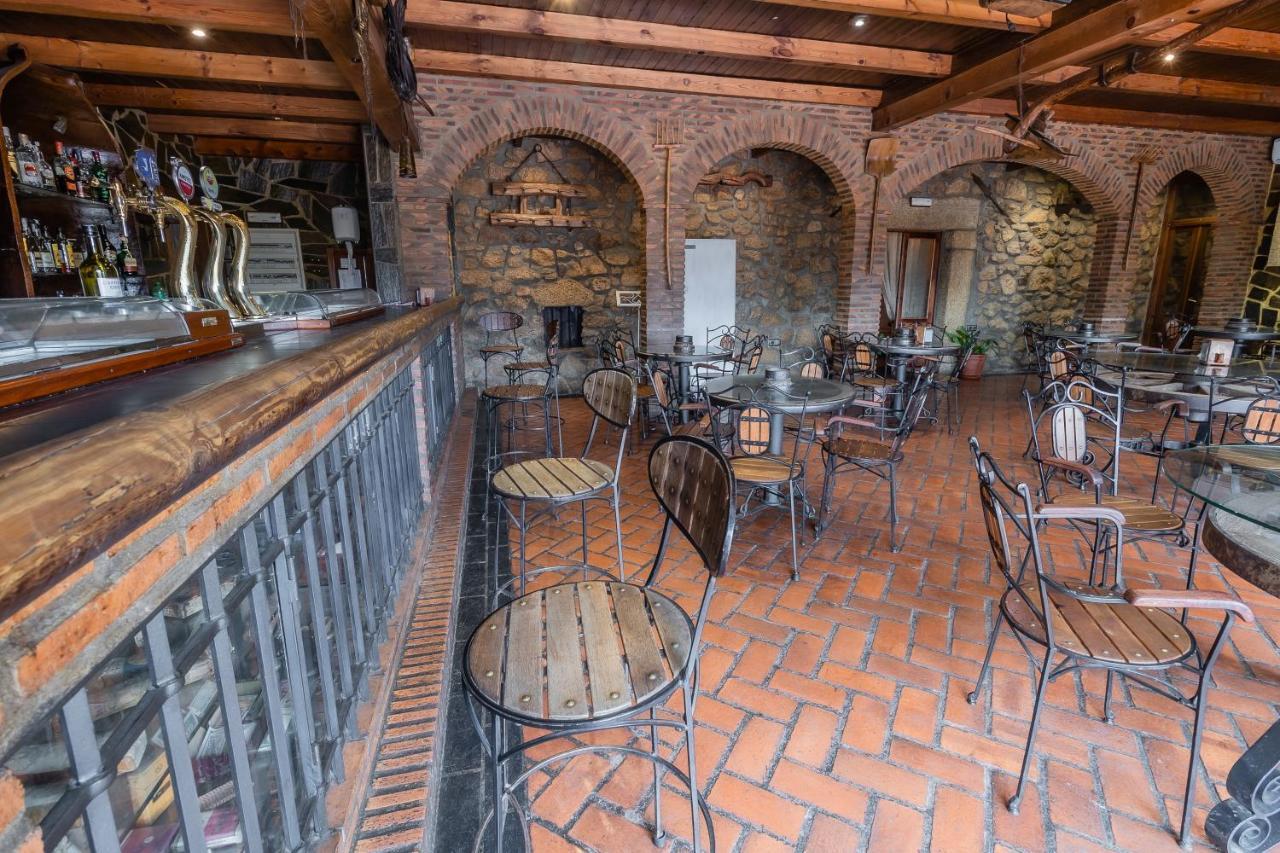 Hotel Rural El Labriego By Vivere Stays Plasenzuela Exterior photo